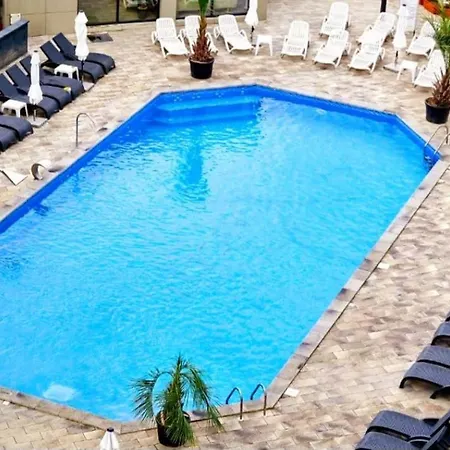 Elite Luxury - Pool & Langa Plaja